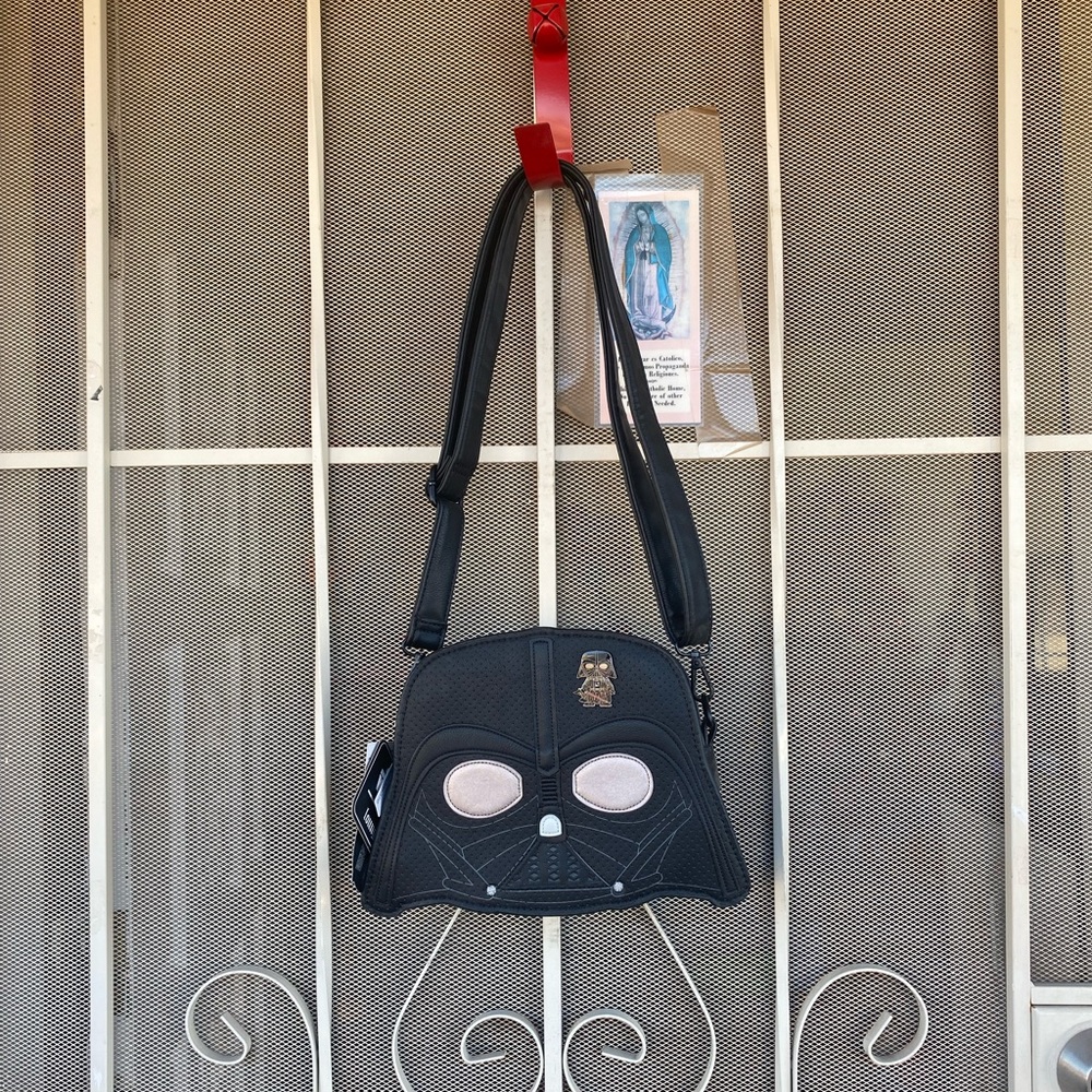 Loungefly funko pop Darth Vader crossbody bag